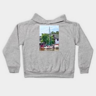 Alexandria VA - Docked Boats Kids Hoodie